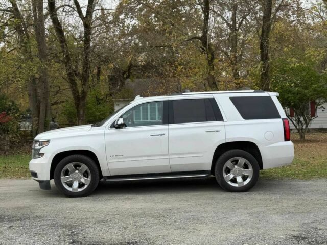 Белый Шевроле Тахо, объемом двигателя 5.3 л и пробегом 57 тыс. км за 5900 $, фото 3 на Automoto.ua