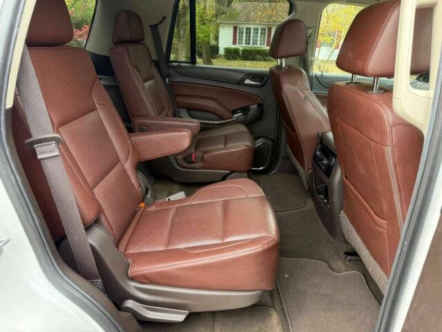 Белый Шевроле Тахо, объемом двигателя 5.3 л и пробегом 57 тыс. км за 5900 $, фото 13 на Automoto.ua