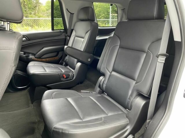 Шевроле Тахо 2018 в Одессе на Automoto.ua Белый Шевроле Тахо, объемом двигателя 6.2 л и пробегом 43 тыс. км за 13000 $, фото 11 на Automoto.ua