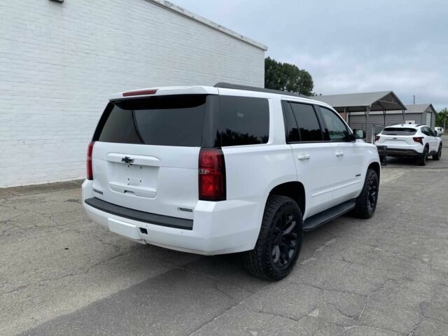 Шевроле Тахо 2018 в Одессе на Automoto.ua Белый Шевроле Тахо, объемом двигателя 6.2 л и пробегом 43 тыс. км за 13000 $, фото 6 на Automoto.ua