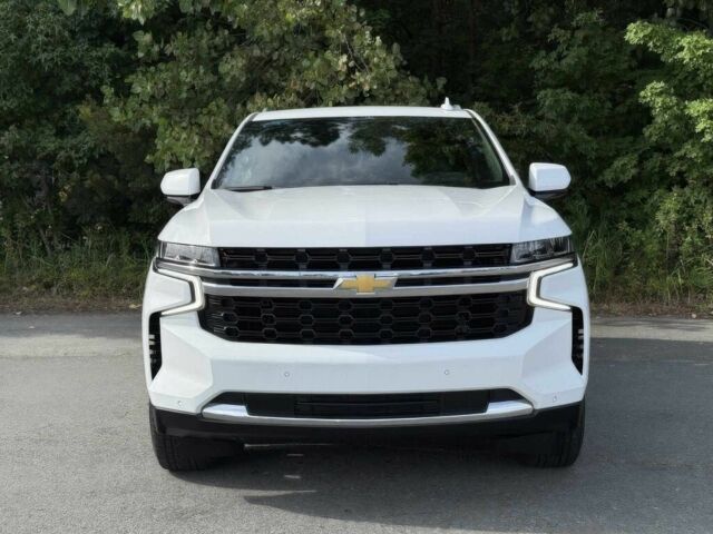 Белый Шевроле Тахо, объемом двигателя 5.3 л и пробегом 23 тыс. км за 31700 $, фото 1 на Automoto.ua