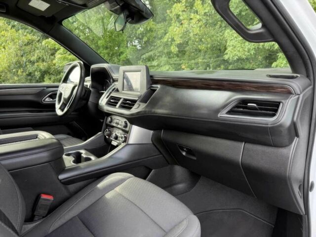 Белый Шевроле Тахо, объемом двигателя 5.3 л и пробегом 23 тыс. км за 31700 $, фото 8 на Automoto.ua