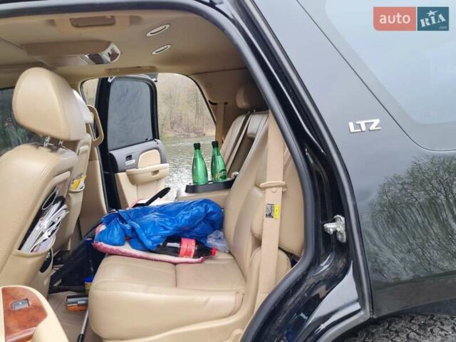 Черный Шевроле Тахо, объемом двигателя 5.3 л и пробегом 194 тыс. км за 16100 $, фото 14 на Automoto.ua