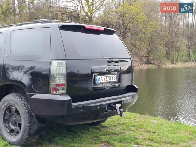 Черный Шевроле Тахо, объемом двигателя 5.3 л и пробегом 194 тыс. км за 16100 $, фото 36 на Automoto.ua