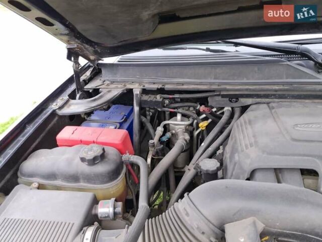 Черный Шевроле Тахо, объемом двигателя 5.3 л и пробегом 194 тыс. км за 16100 $, фото 27 на Automoto.ua