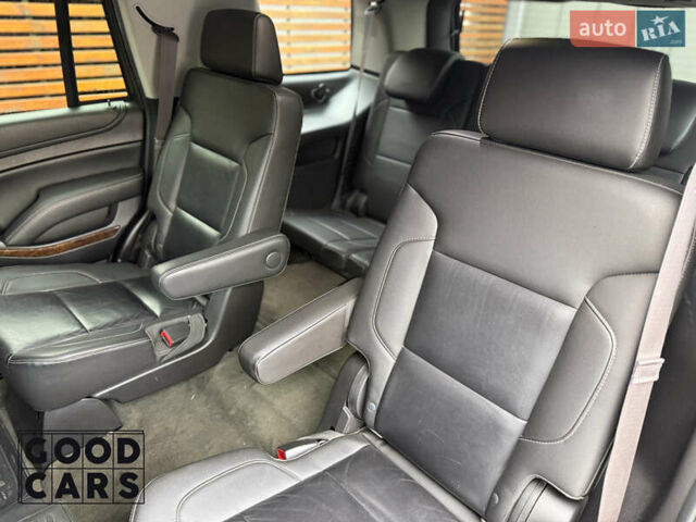 Черный Шевроле Тахо, объемом двигателя 5.33 л и пробегом 253 тыс. км за 34500 $, фото 25 на Automoto.ua