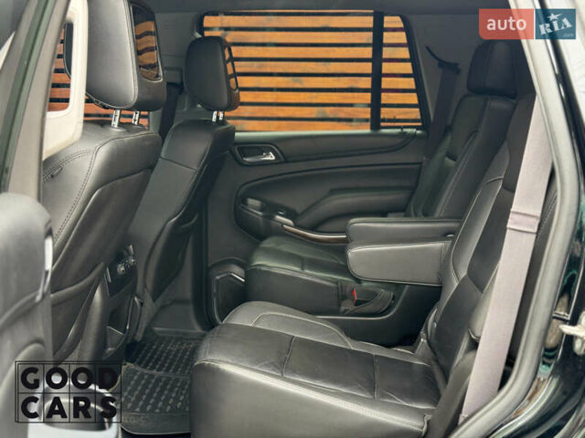 Черный Шевроле Тахо, объемом двигателя 5.33 л и пробегом 253 тыс. км за 34500 $, фото 24 на Automoto.ua