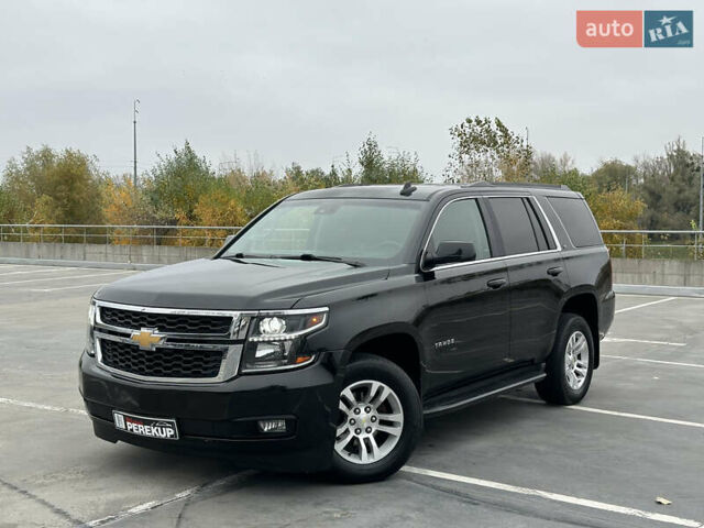 Шевроле Тахо 2015 в Киеве на Automoto.ua Черный Шевроле Тахо, объемом двигателя 5.33 л и пробегом 198 тыс. км за 27499 $, фото 2 на Automoto.ua