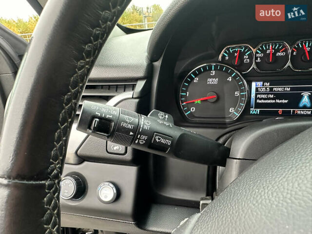 Шевроле Тахо 2015 в Киеве на Automoto.ua Черный Шевроле Тахо, объемом двигателя 5.33 л и пробегом 198 тыс. км за 27499 $, фото 16 на Automoto.ua
