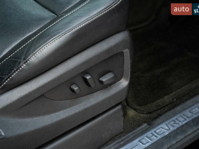 Черный Шевроле Тахо, объемом двигателя 5.33 л и пробегом 138 тыс. км за 42900 $, фото 39 на Automoto.ua