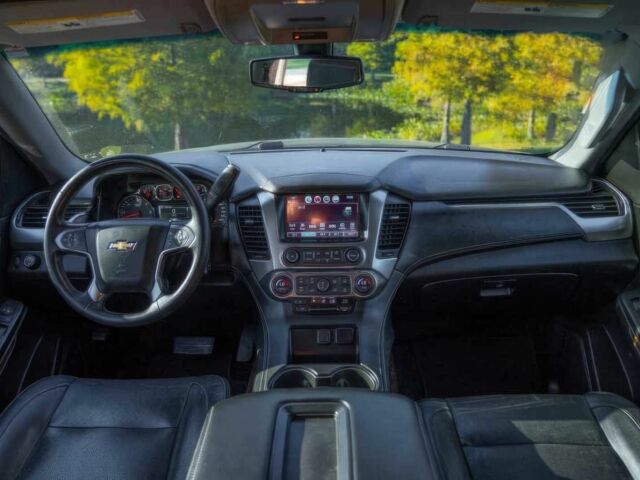 Черный Шевроле Тахо, объемом двигателя 5.3 л и пробегом 57 тыс. км за 23100 $, фото 8 на Automoto.ua