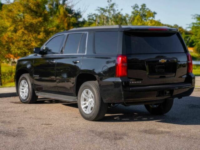 Черный Шевроле Тахо, объемом двигателя 5.3 л и пробегом 57 тыс. км за 23100 $, фото 3 на Automoto.ua