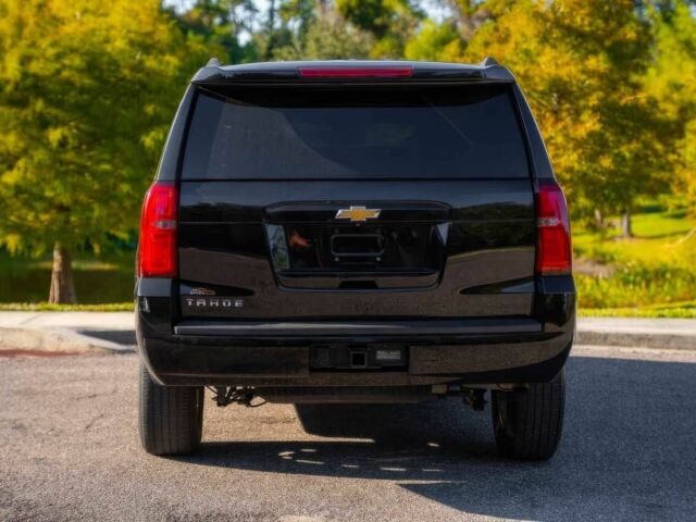 Черный Шевроле Тахо, объемом двигателя 5.3 л и пробегом 57 тыс. км за 23100 $, фото 4 на Automoto.ua