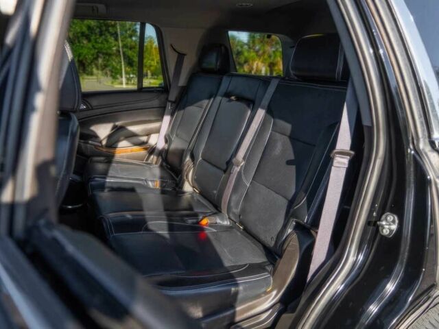 Черный Шевроле Тахо, объемом двигателя 5.3 л и пробегом 57 тыс. км за 23100 $, фото 9 на Automoto.ua