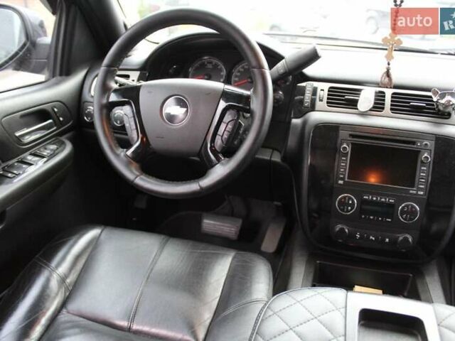 Шевроле Тахо, объемом двигателя 6 л и пробегом 310 тыс. км за 14800 $, фото 25 на Automoto.ua