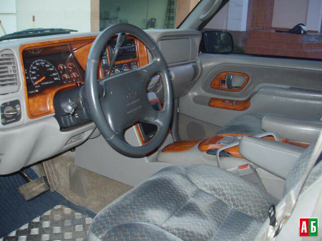 Синий Шевроле Тахо, объемом двигателя 5.7 л и пробегом 260 тыс. км за 13000 $, фото 9 на Automoto.ua