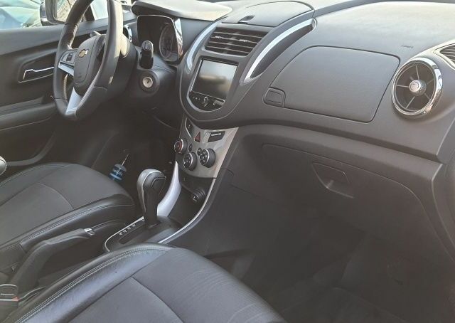 Білий Шевроле Трекер, об'ємом двигуна 1.8 л та пробігом 161 тис. км за 10100 $, фото 6 на Automoto.ua