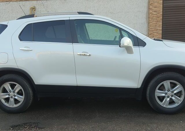 Білий Шевроле Трекер, об'ємом двигуна 1.8 л та пробігом 161 тис. км за 10100 $, фото 1 на Automoto.ua