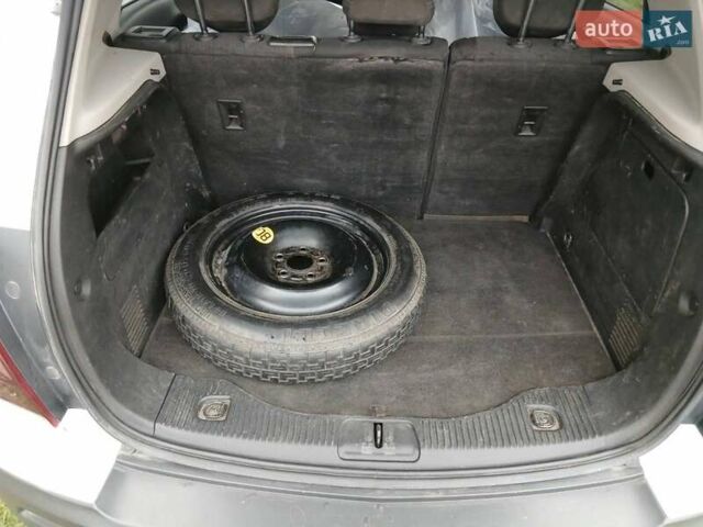 Білий Шевроле Трекер, об'ємом двигуна 1.8 л та пробігом 198 тис. км за 8500 $, фото 14 на Automoto.ua