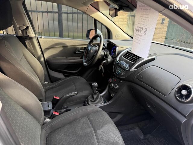 Белый Шевроле Трекер, объемом двигателя 1.8 л и пробегом 199 тыс. км за 8990 $, фото 23 на Automoto.ua