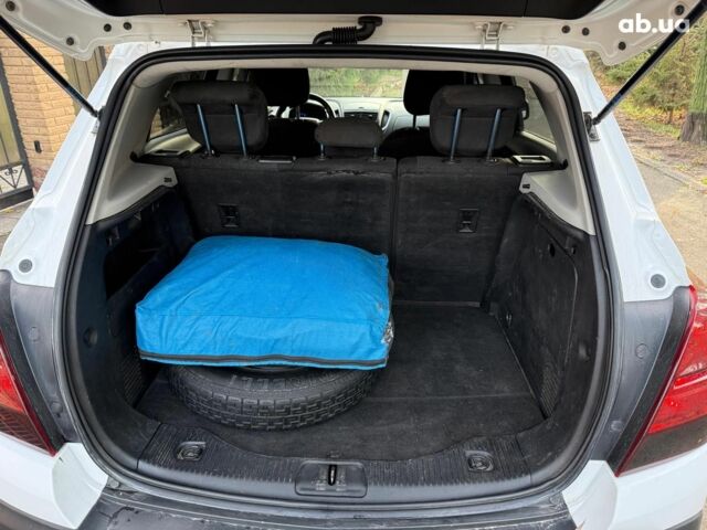 Белый Шевроле Трекер, объемом двигателя 1.8 л и пробегом 199 тыс. км за 8990 $, фото 19 на Automoto.ua