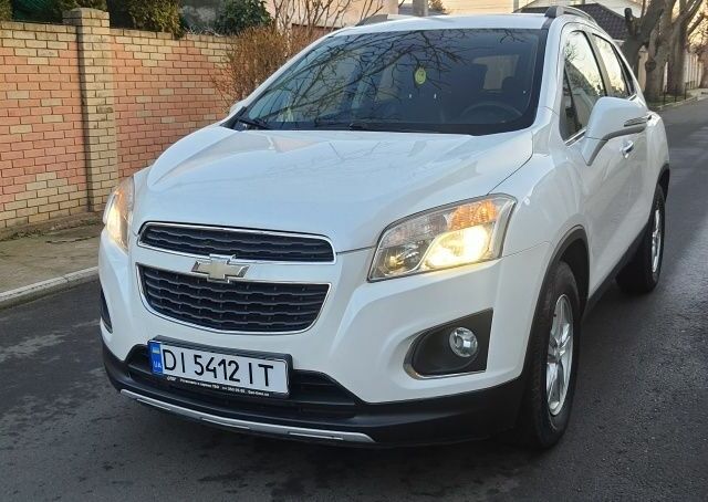 Білий Шевроле Трекер, об'ємом двигуна 1.8 л та пробігом 161 тис. км за 10100 $, фото 5 на Automoto.ua