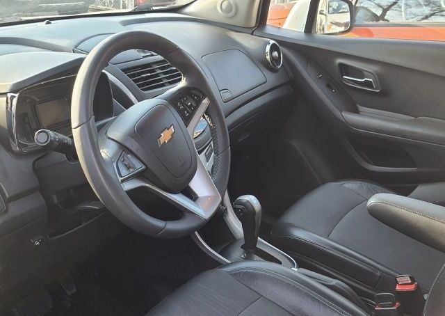 Білий Шевроле Трекер, об'ємом двигуна 1.8 л та пробігом 161 тис. км за 10100 $, фото 3 на Automoto.ua