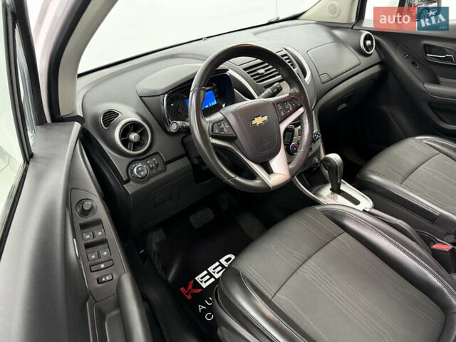 Белый Шевроле Трекер, объемом двигателя 1.8 л и пробегом 51 тыс. км за 12000 $, фото 21 на Automoto.ua