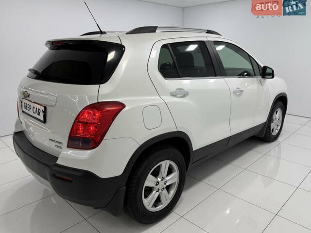 Белый Шевроле Трекер, объемом двигателя 1.8 л и пробегом 51 тыс. км за 12000 $, фото 19 на Automoto.ua