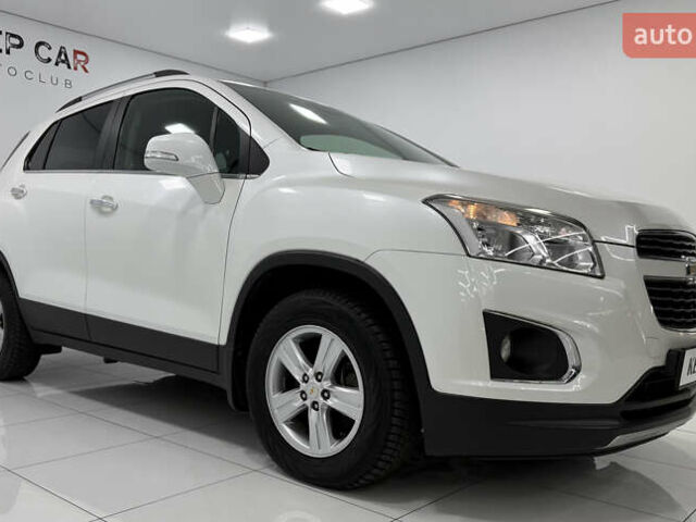 Белый Шевроле Трекер, объемом двигателя 1.8 л и пробегом 51 тыс. км за 12000 $, фото 8 на Automoto.ua