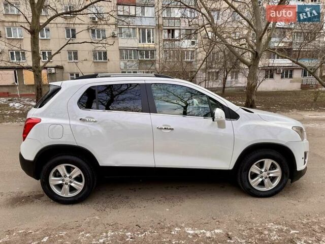 Белый Шевроле Трекер, объемом двигателя 1.8 л и пробегом 150 тыс. км за 9999 $, фото 40 на Automoto.ua