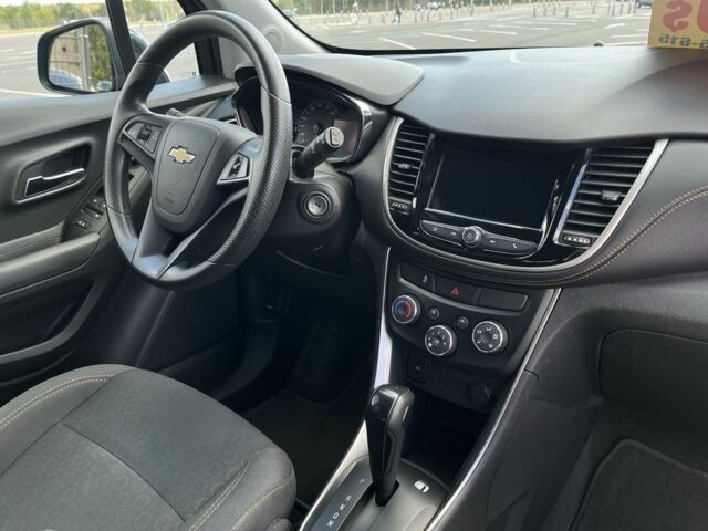 Черный Шевроле Трекер, объемом двигателя 1.4 л и пробегом 62 тыс. км за 13400 $, фото 6 на Automoto.ua