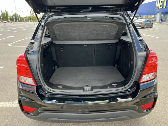 Черный Шевроле Трекер, объемом двигателя 1.4 л и пробегом 62 тыс. км за 13400 $, фото 13 на Automoto.ua