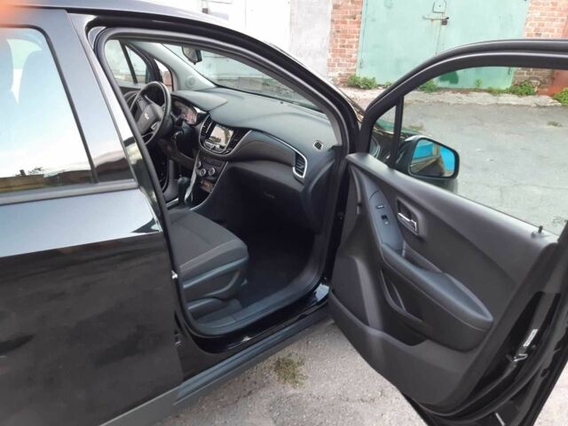 Черный Шевроле Трекер, объемом двигателя 1.4 л и пробегом 117 тыс. км за 11250 $, фото 11 на Automoto.ua