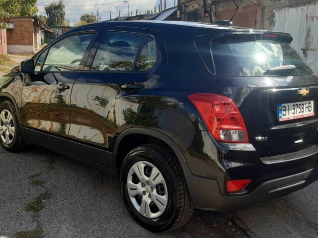 Черный Шевроле Трекер, объемом двигателя 1.4 л и пробегом 117 тыс. км за 11250 $, фото 1 на Automoto.ua