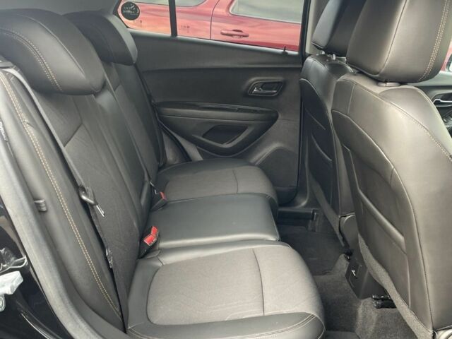 Черный Шевроле Трекер, объемом двигателя 1.4 л и пробегом 42 тыс. км за 15500 $, фото 6 на Automoto.ua