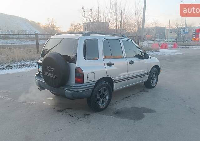 Шевроле Трекер, об'ємом двигуна 2 л та пробігом 201 тис. км за 3600 $, фото 5 на Automoto.ua