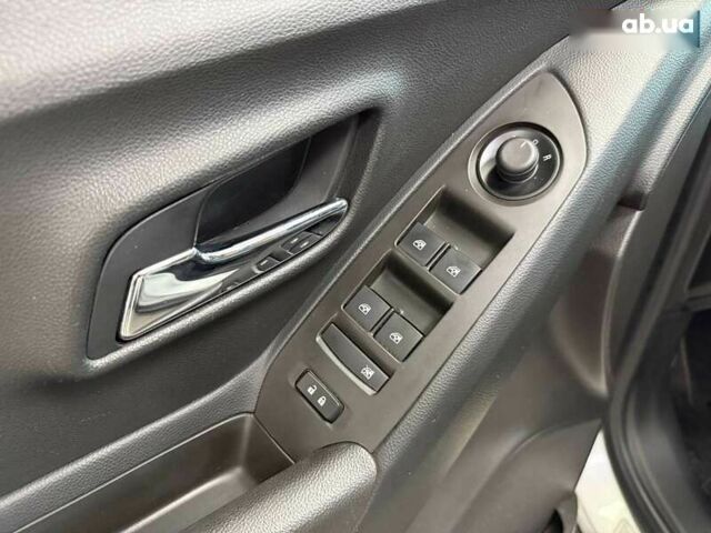 Шевроле Трекер, объемом двигателя 1.4 л и пробегом 120 тыс. км за 12990 $, фото 19 на Automoto.ua