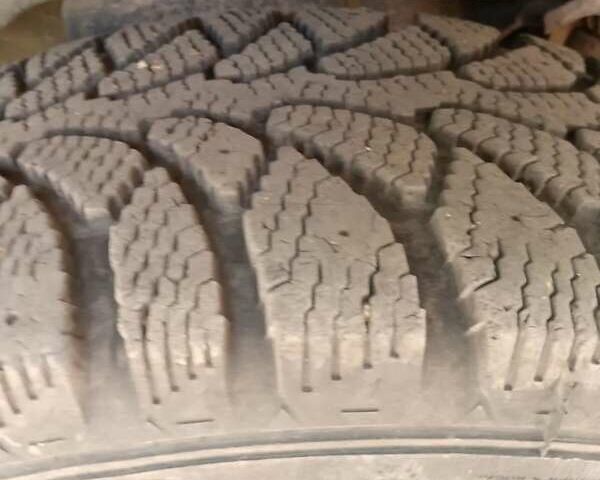 Серый Шевроле Трекер, объемом двигателя 2 л и пробегом 220 тыс. км за 3000 $, фото 9 на Automoto.ua