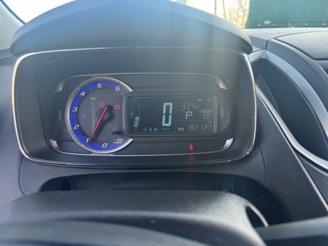 Сірий Шевроле Трекер, об'ємом двигуна 1.7 л та пробігом 185 тис. км за 11300 $, фото 10 на Automoto.ua