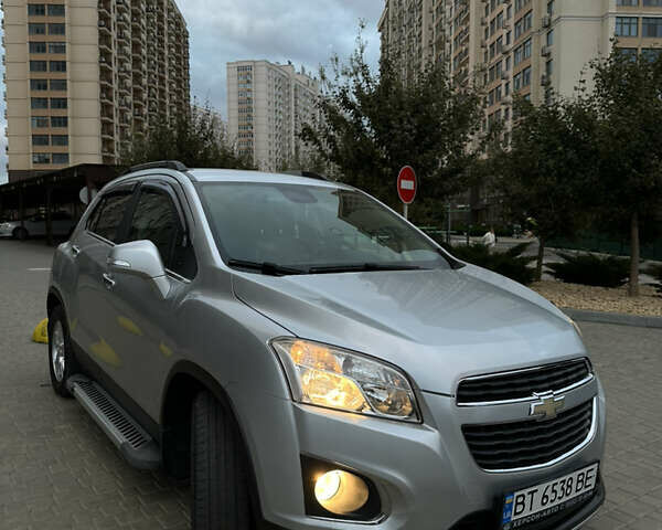 Сірий Шевроле Трекер, об'ємом двигуна 1.36 л та пробігом 110 тис. км за 10500 $, фото 16 на Automoto.ua