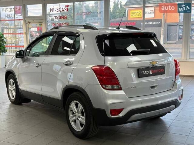 Серый Шевроле Трекер, объемом двигателя 1.36 л и пробегом 120 тыс. км за 13490 $, фото 7 на Automoto.ua