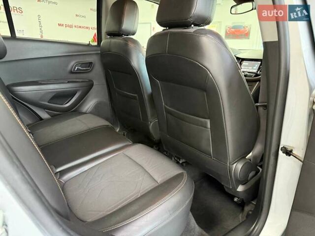 Серый Шевроле Трекер, объемом двигателя 1.36 л и пробегом 120 тыс. км за 12990 $, фото 34 на Automoto.ua