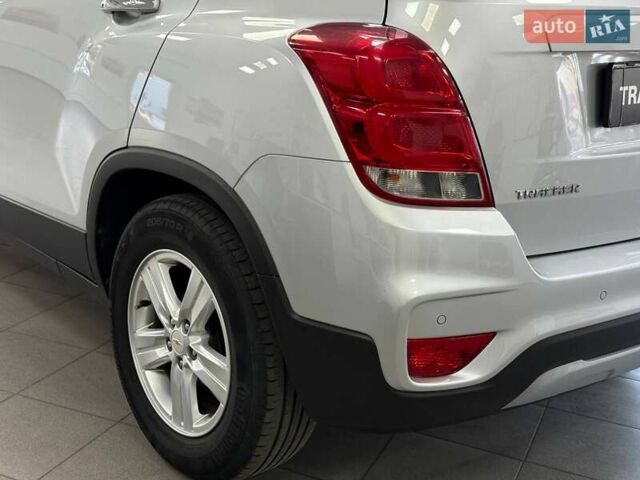 Серый Шевроле Трекер, объемом двигателя 1.36 л и пробегом 120 тыс. км за 12990 $, фото 9 на Automoto.ua