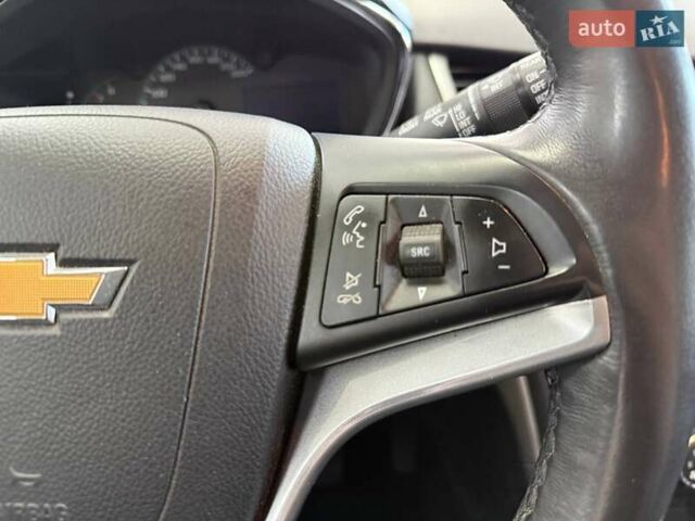 Серый Шевроле Трекер, объемом двигателя 1.36 л и пробегом 120 тыс. км за 13490 $, фото 25 на Automoto.ua