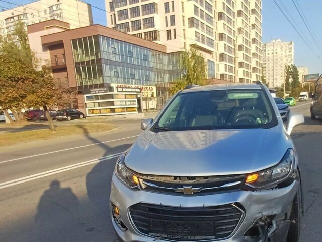 Сірий Шевроле Трекер, об'ємом двигуна 1.4 л та пробігом 77 тис. км за 8700 $, фото 1 на Automoto.ua