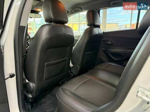 Серый Шевроле Трекер, объемом двигателя 1.36 л и пробегом 120 тыс. км за 13490 $, фото 34 на Automoto.ua