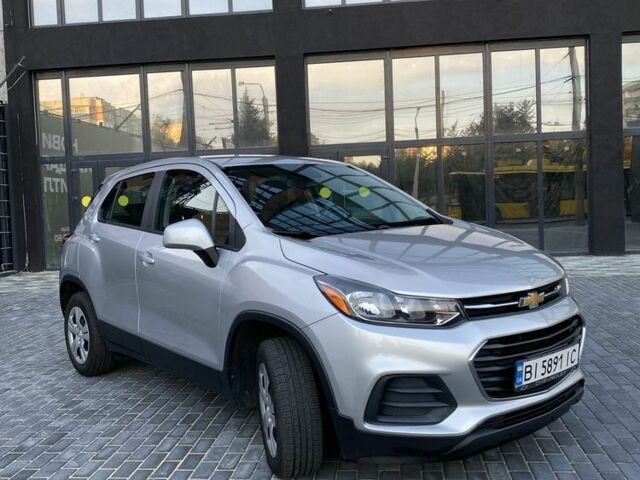 Серый Шевроле Трекер, объемом двигателя 1.4 л и пробегом 167 тыс. км за 10200 $, фото 2 на Automoto.ua