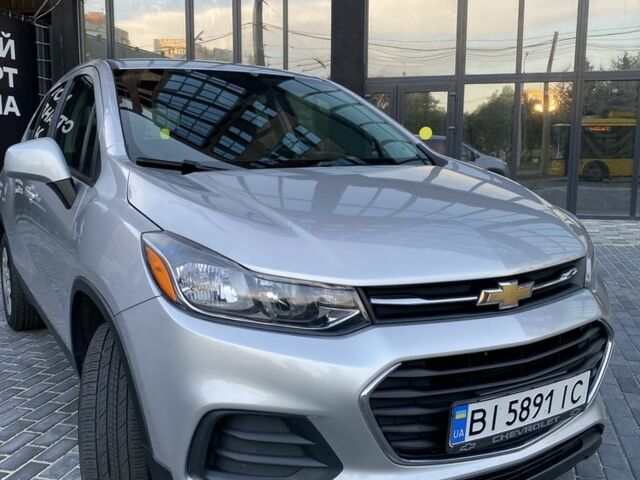 Серый Шевроле Трекер, объемом двигателя 1.4 л и пробегом 167 тыс. км за 10200 $, фото 1 на Automoto.ua