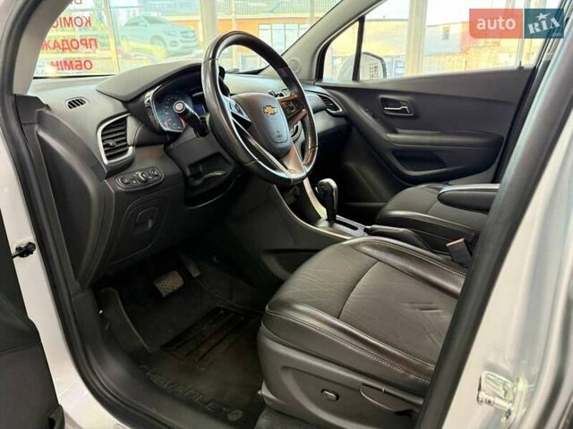 Серый Шевроле Трекер, объемом двигателя 1.36 л и пробегом 120 тыс. км за 12990 $, фото 21 на Automoto.ua